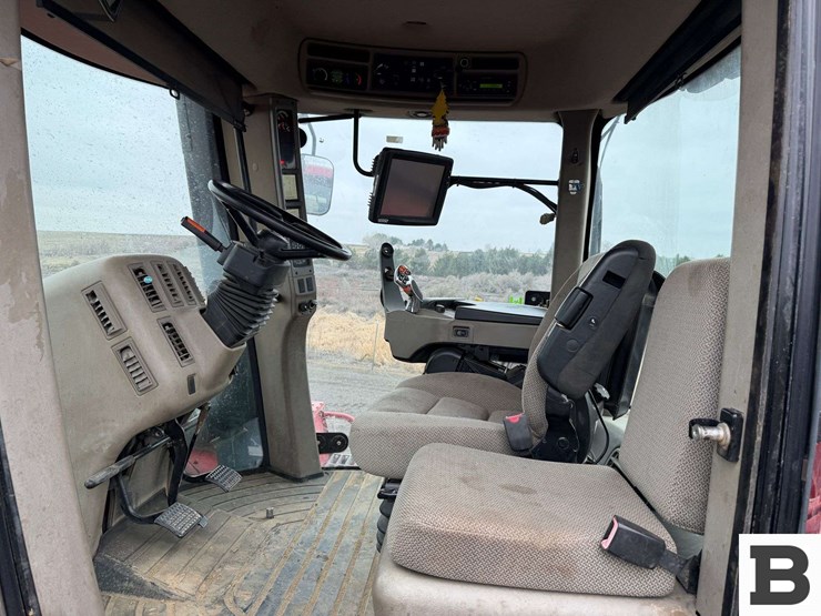 2014-case-ih-steiger-370-rowtrac-image-78