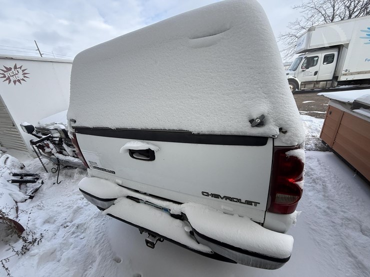 2003-chevrolet-silverado-2500-image-7