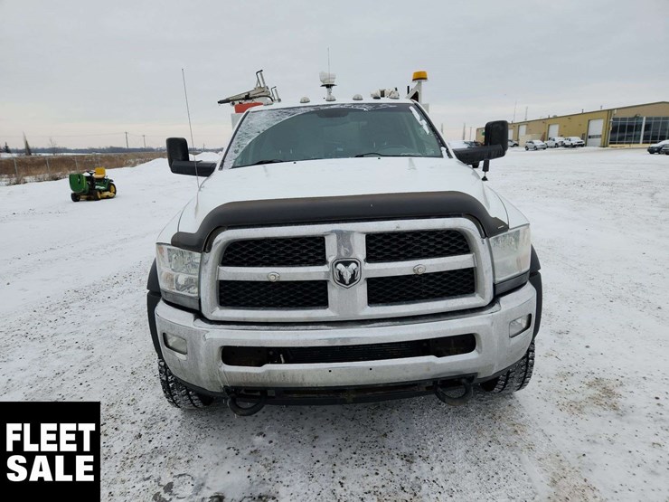 2014-ram-4500-slt-image-9