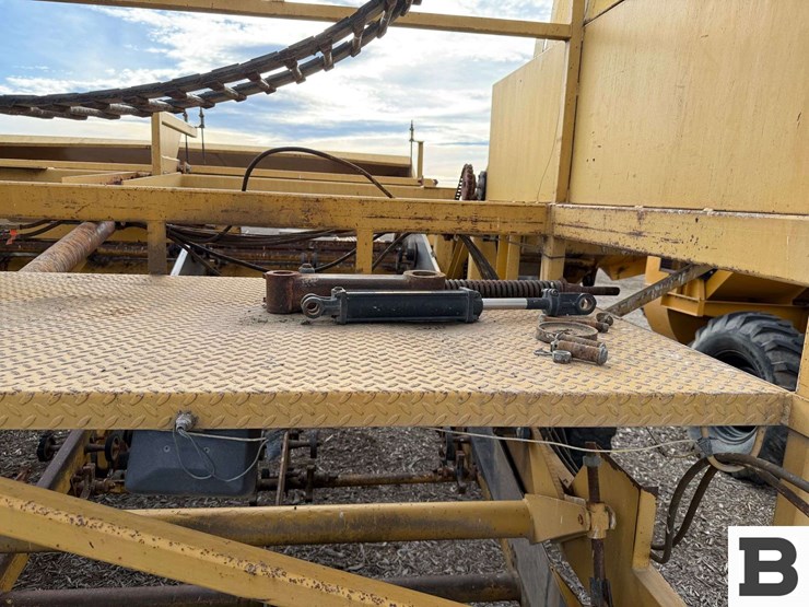 double-l-857-potato-digger---pasco,-wa-image-15