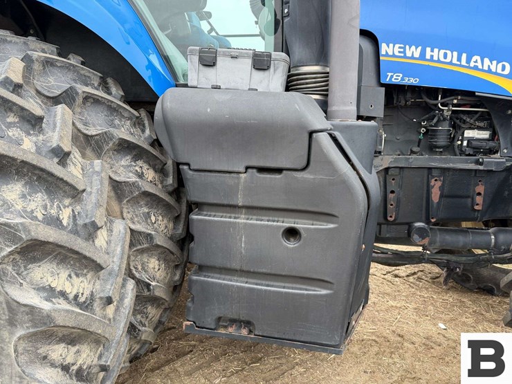 new-holland-t8.330-image-49