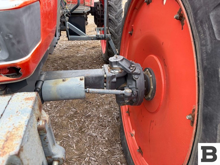 kubota-m9000-image-9