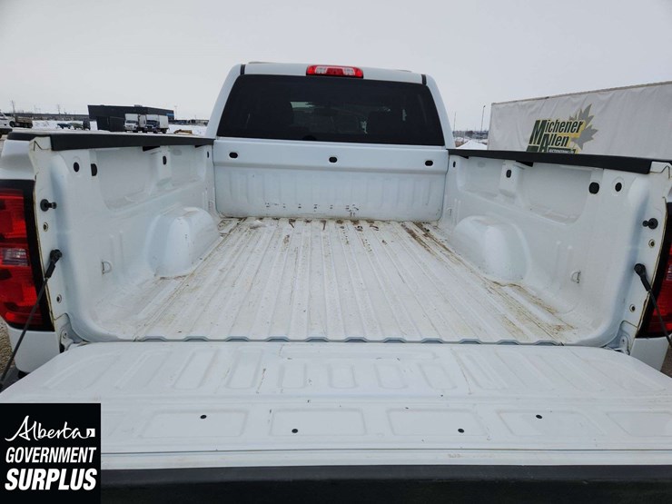 2017-chevrolet-silverado-1500-image-17