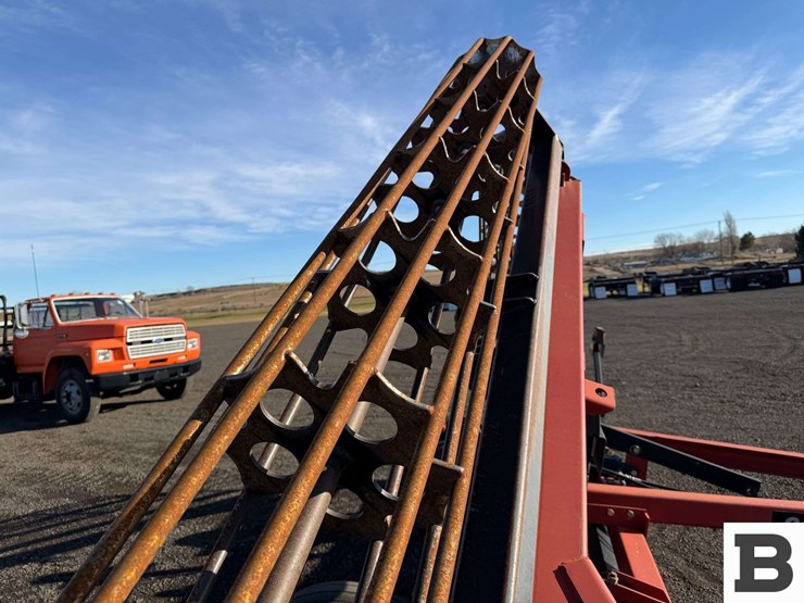 case-ih-crumbler-image-27