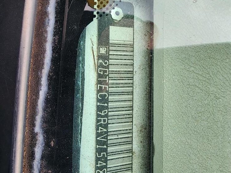 1997-gmc-pickup,-s/n-2gtec19r4v1548101:-odometer-shows-315k-mi.-image-9