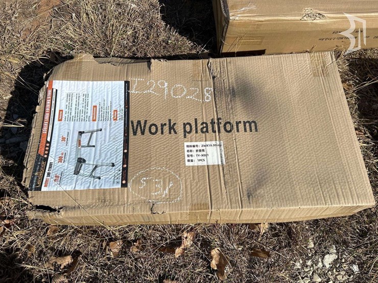 landhonor-lhr-tyx001-30in-load-folding-step-stool-image-2