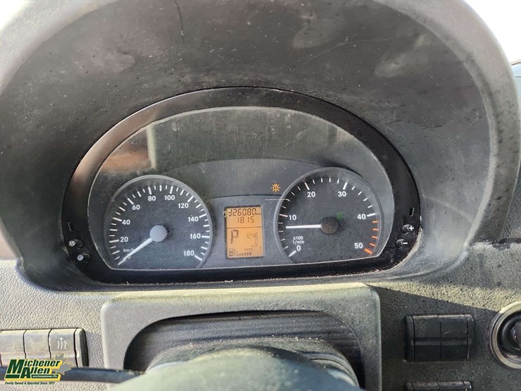 2009-dodge-sprinter-3500-image-16