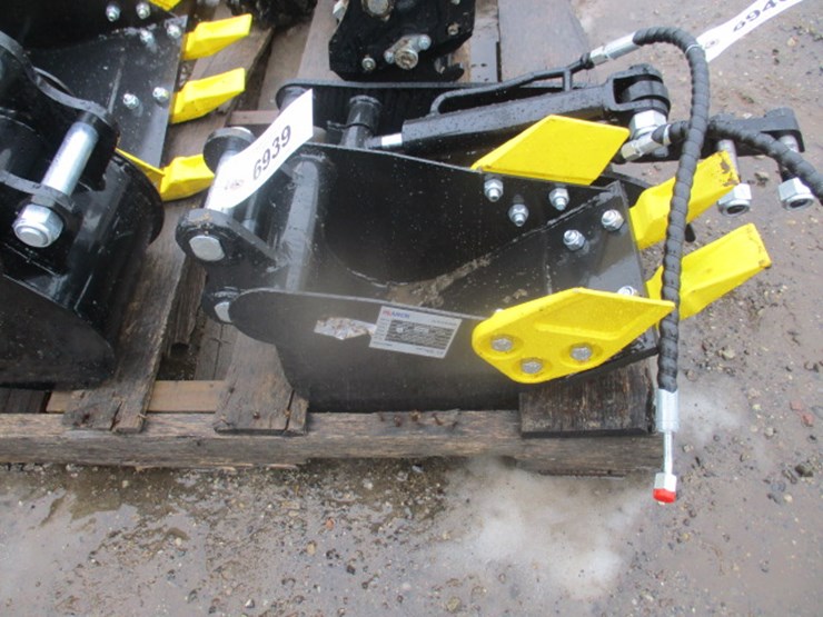 #6939-•-20cm-toothed-bucket-image-1