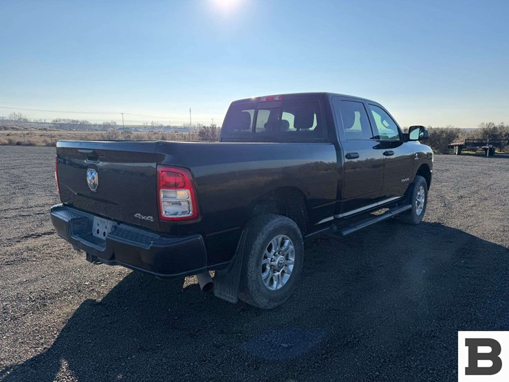 2019-dodge-2500-image-5