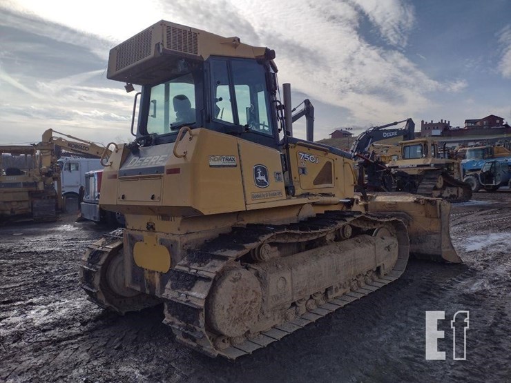 2008-deere-750j-image-44