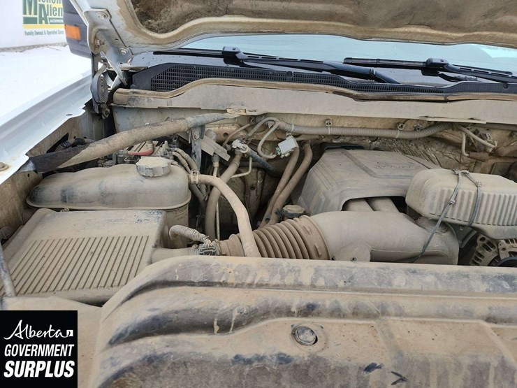 2018-chevrolet-silverado-2500hd-image-27