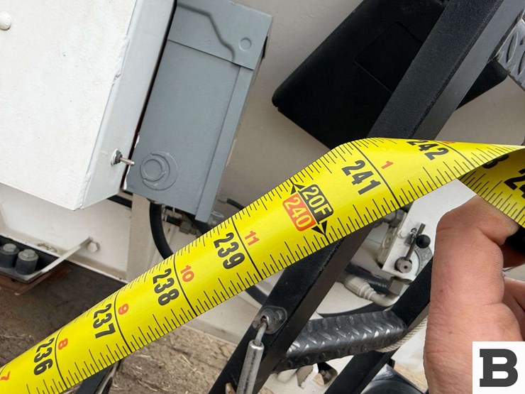 2003-international-7600-image-28