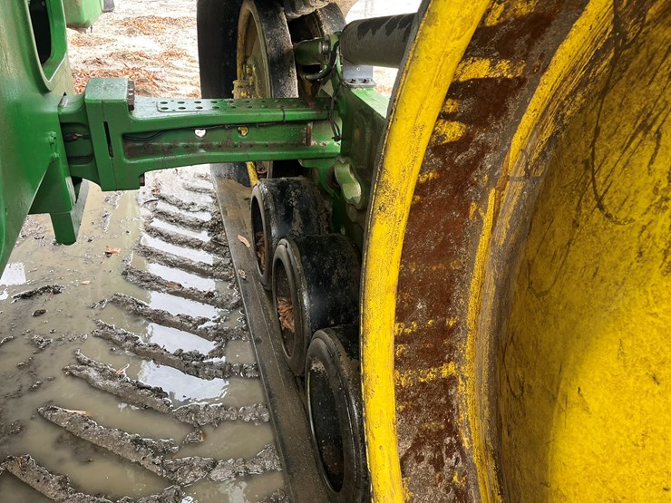 2014-john-deere-8370rt-image-38