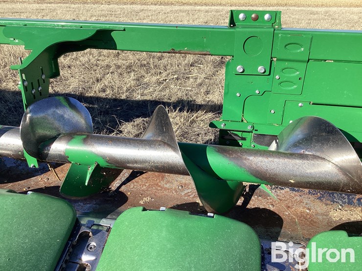 2022-john-deere-c16r-image-15