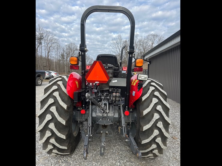 2022-massey-ferguson-2607h-image-6