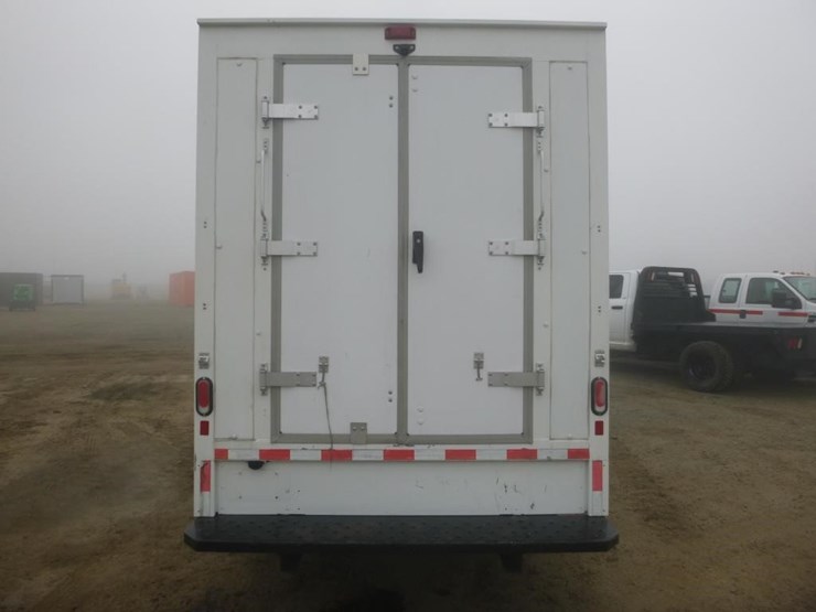 2023-gmc-3500-image-6