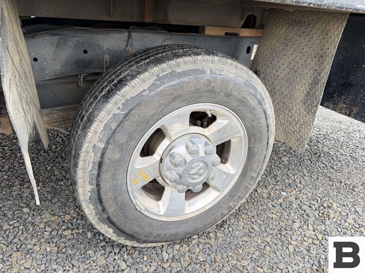 2012-dodge-ram-2500-image-15