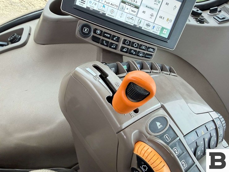 2015-john-deere-8370rt-image-85