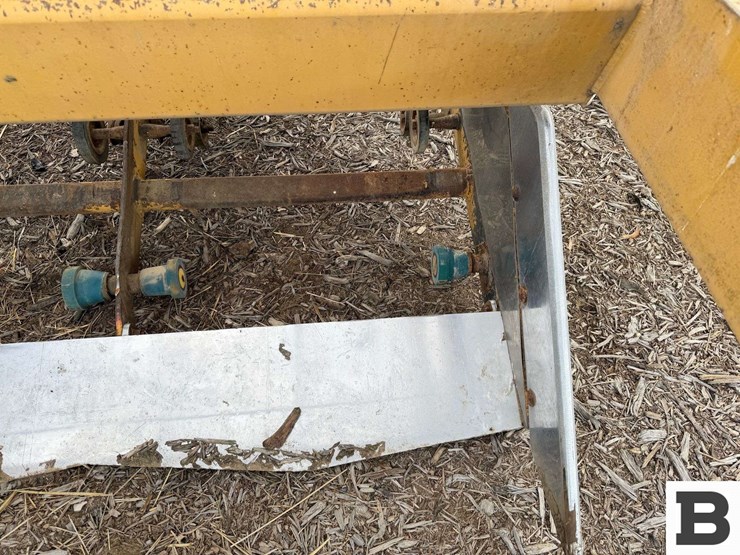 double-l-857-potato-digger---pasco,-wa-image-12