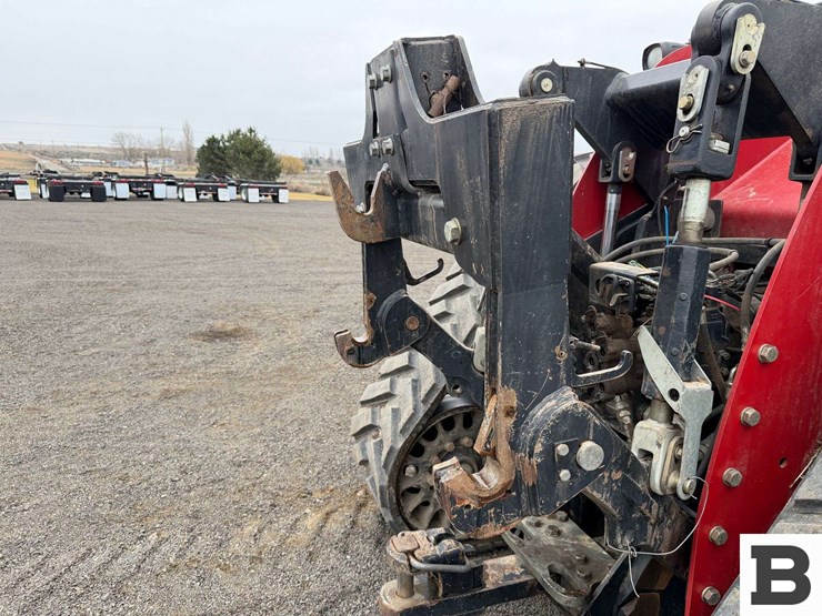 2014-case-ih-steiger-370-rowtrac-image-42
