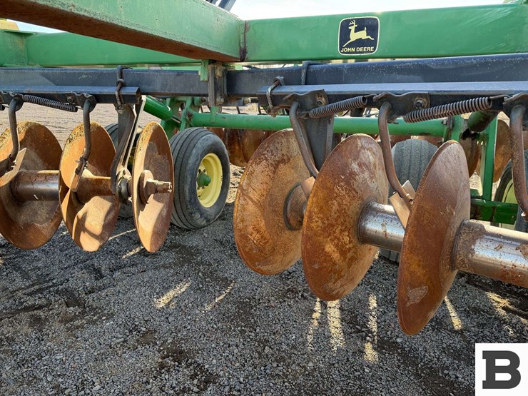 john-deere-650-image-46