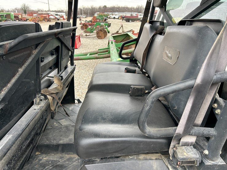 2011-polaris-ranger-crew-image-11