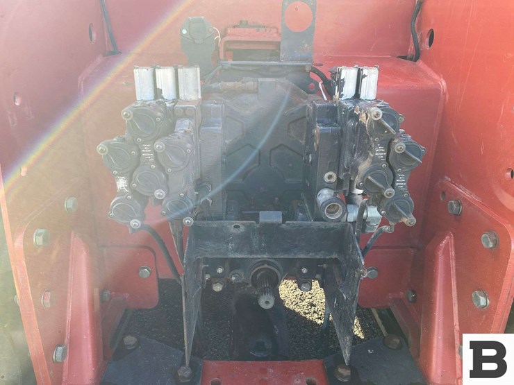 2007-case-ih-480-image-43