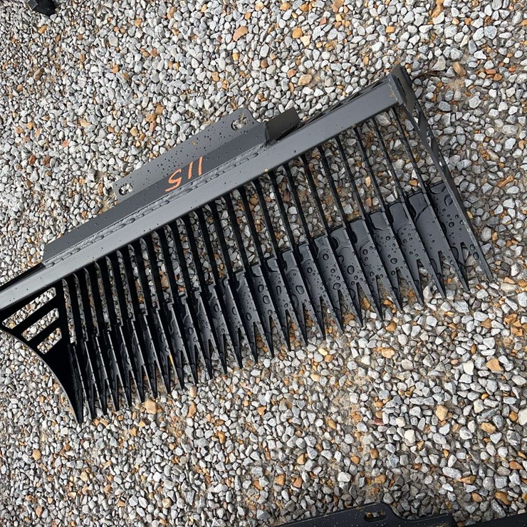 Sliding Loader Sieve Shovel