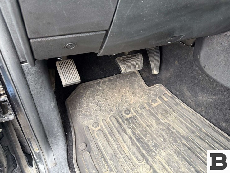 2018-dodge-1500-image-33