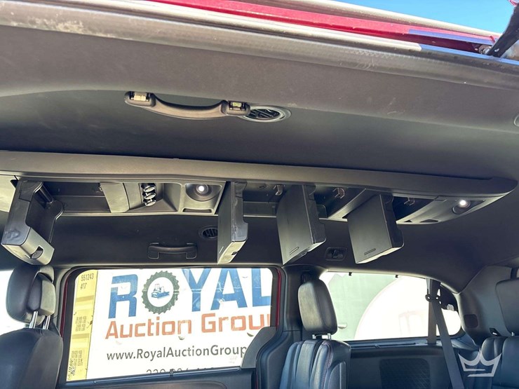 2017-dodge-grand-caravan-image-22