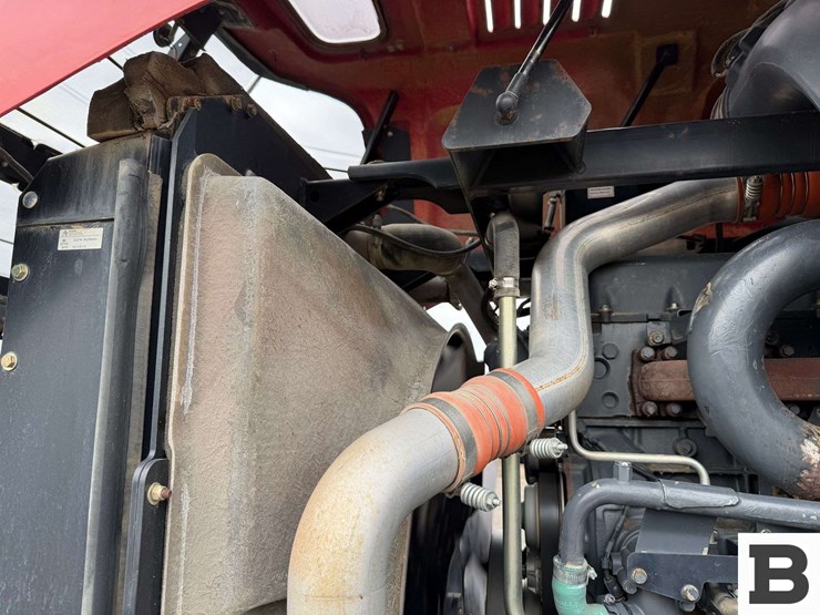 2012-case-ih-600-image-74