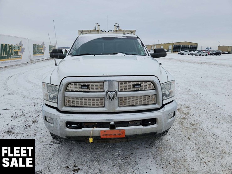 2015-ram-3500-slt-image-9