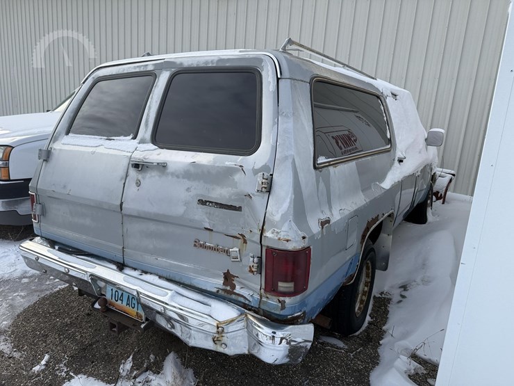 1983-chevrolet-suburban-image-5