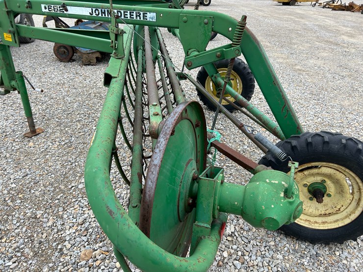 john-deere-662-image-1