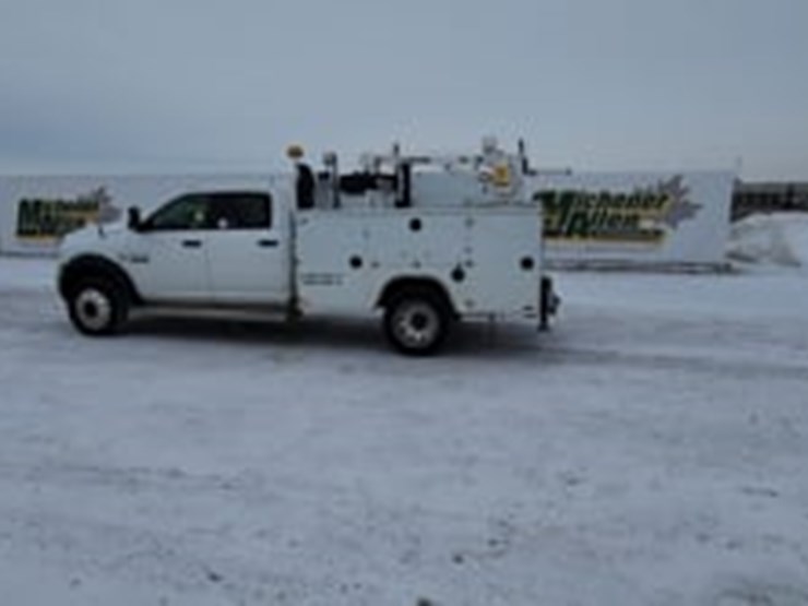 2014-ram-4500-slt-image-5