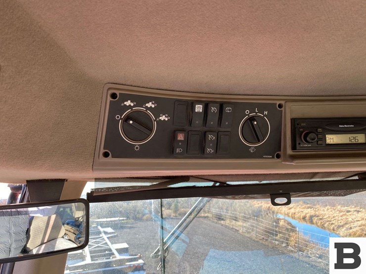 2007-case-ih-480-image-87