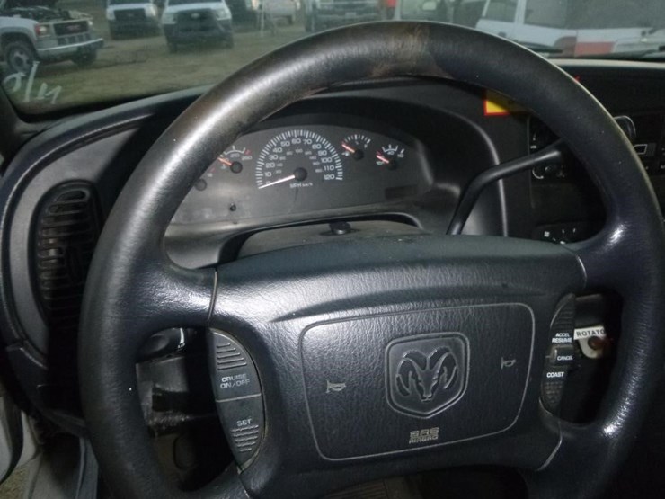 2002-dodge-ram-3500-image-9