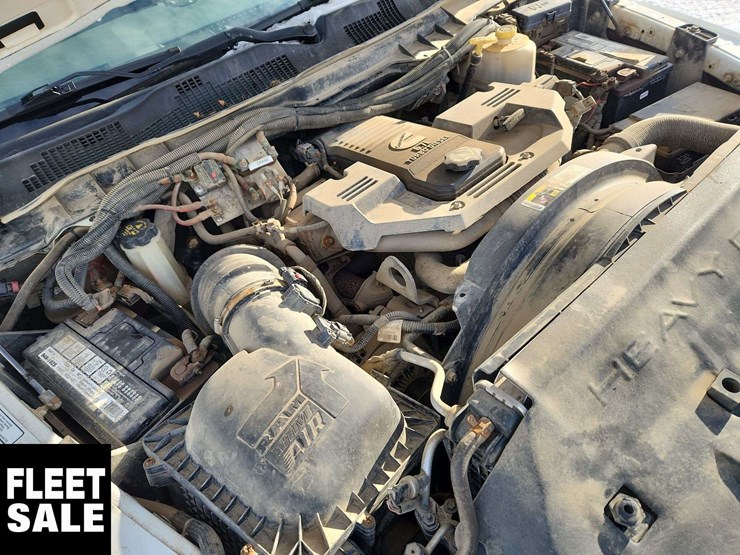 2014-ram-4500-slt-image-31