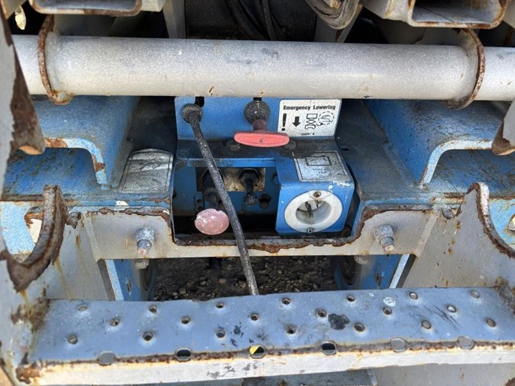 genie-gs1930-image-12