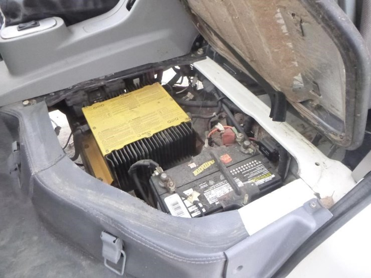 2009-miles-zx40st-image-22