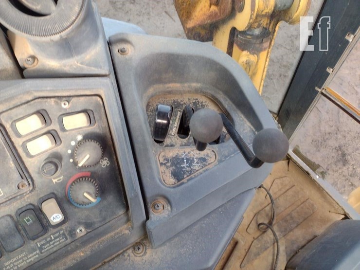 2002-deere-310sg-image-9