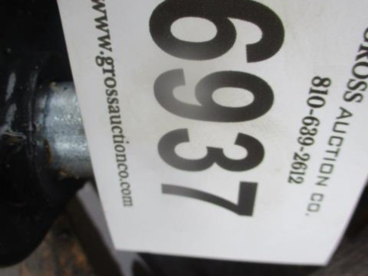 #6937-•-semi-automatic-quick-changer-image-2