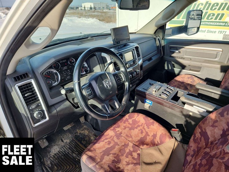 2014-ram-4500-slt-image-19