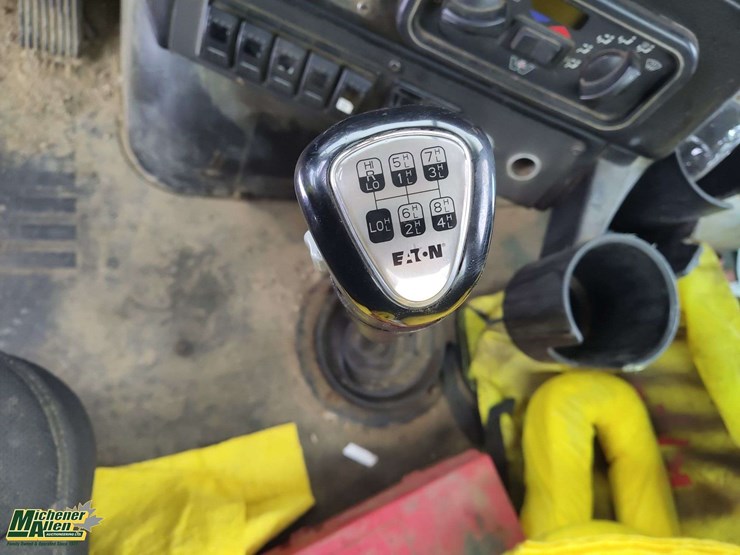 2014-western-star-4700-image-17