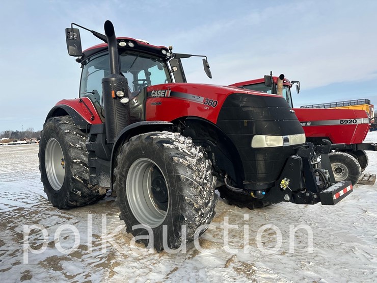 case-ih-magnum-380-cvt-image-5