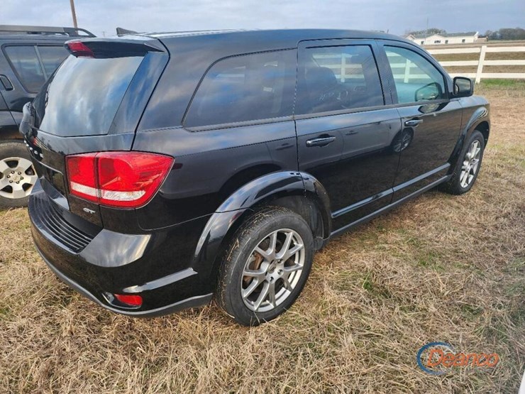 2019-dodge-journey-image-8