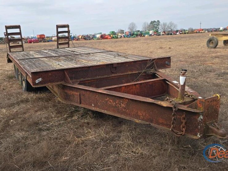 18'-trailer,-s/n-9t50074-(no-title---bill-of-sale-onl):-3-axle,-dovetail-image-9
