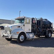 2016 PETERBILT 337
