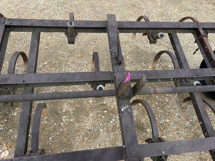 #37755-•-graham-chisel-plow-image-7