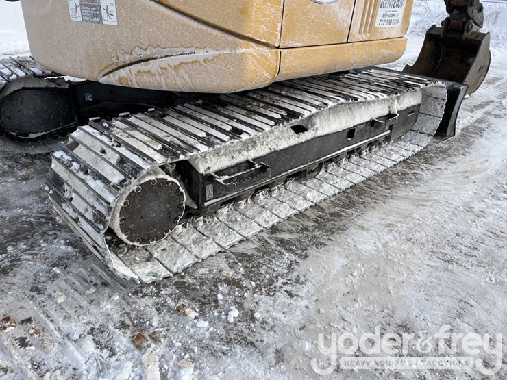 2022-deere-135g-image-9